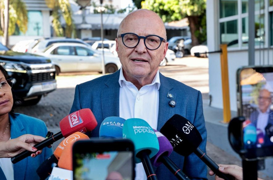 Pivetta critica senadores com “rabo preso” e defende renovação