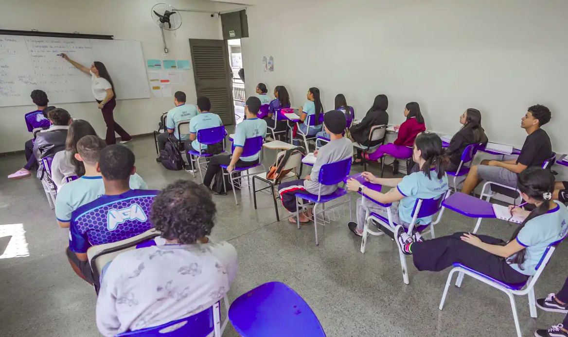 Pisa: Brasil reduz diferença para países ricos no desempenho escolar